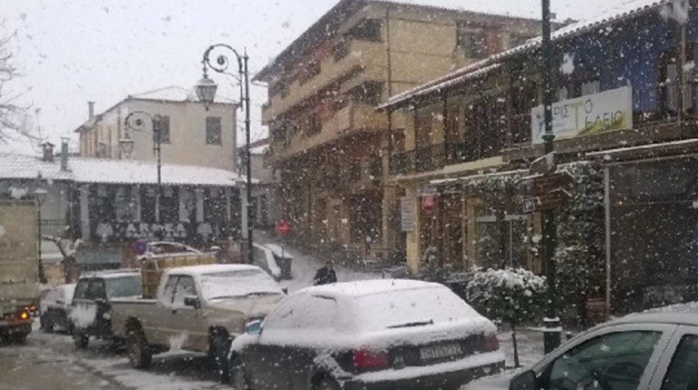 Στο Μέτσοβο τα πρώτα χιόνια - Δείτε φωτό