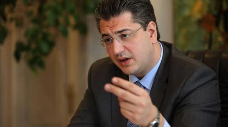 Απ.Τζιτζικώστας: Να συζητήσουμε στην Κ.Ο για το συμβούλιο αρχηγών