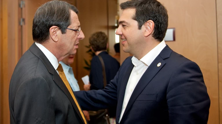 Επικοινωνία Αναστασιάδη -Τσίπρα ενόψει της συνόδου ΕΕ -Τουρκίας