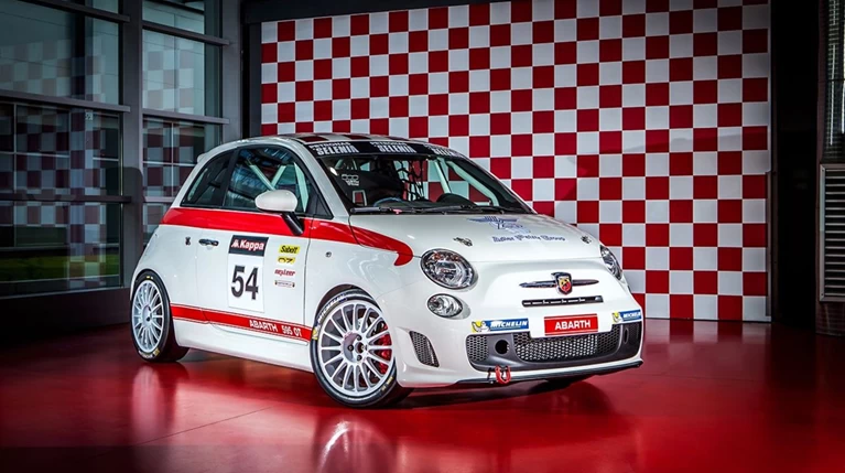 Abarth 595 "OT": Το "διπρόσωπο" αγωνιστικό της Fiat