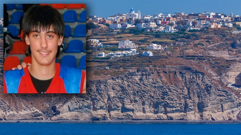 Ενάμιση χρόνο μετά βρήκαν το δολοφόνο 21χρονου μουσικού στη Σαντορίνη