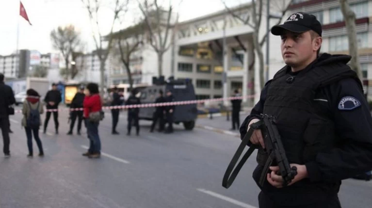 Μπαράζ συλλήψεων στην Τουρκία για το κίνημα Γκιουλέν