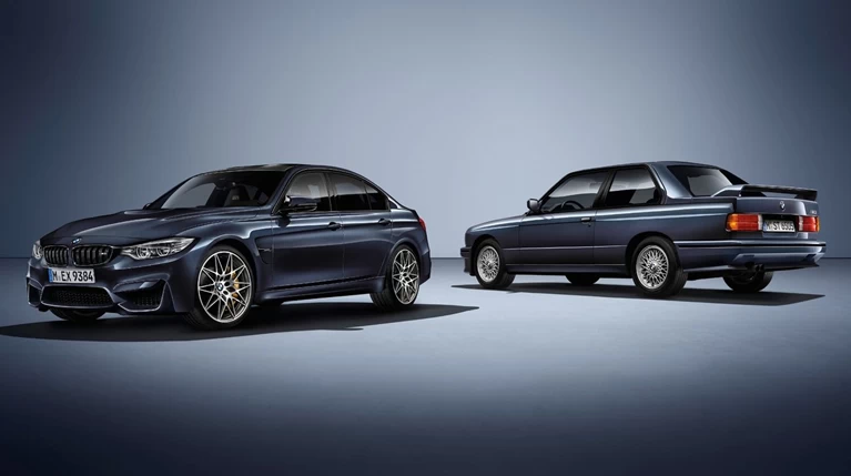 BMW: Η "μουτράκλα" έγινε 30 και γιορτάζει με μοντέλο-έκπληξη 450 ίππων