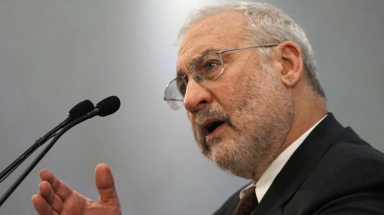 Στίγκλιτς: H Eλλάδα πληρώνει τις συνέπειες της κακοδιαχείρισης