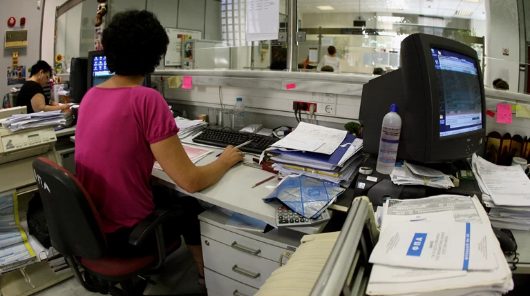 «Κόκκινος» συναγερμός για τις φορολογικές δηλώσεις
