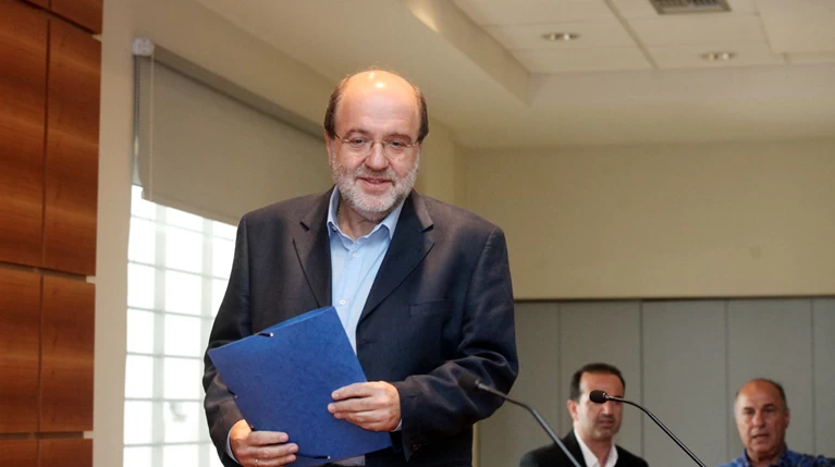 Αλεξιάδης: Τι να κάνουν όσοι έχασαν τις 100 δόσεις