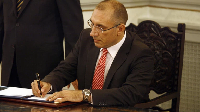 Έξεταστική για τις πολεμικές αποζημιώσεις από Αλβανία ζητεί ο Δ. Καμμένος