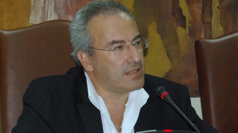 Δίωξη για απάτη στον πρώην δήμαρχο Κερατσινίου