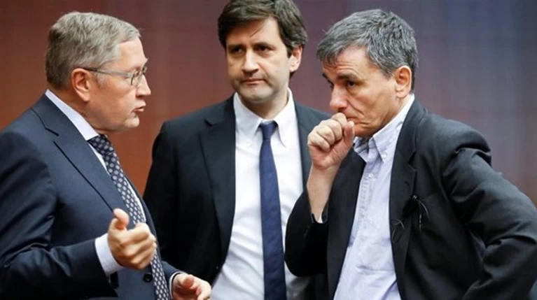 Στην Αθήνα ο Ρένγκλινγκ, συνάντηση με Τσακαλώτο