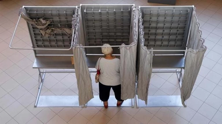 Ισπανία: Μόλις στο 64,41% η συμμετοχή στις εκλογές