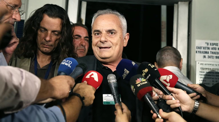 Κιμπουρόπουλος (ΣΚΑΙ): "Χιτσκοκική διαδικασία"