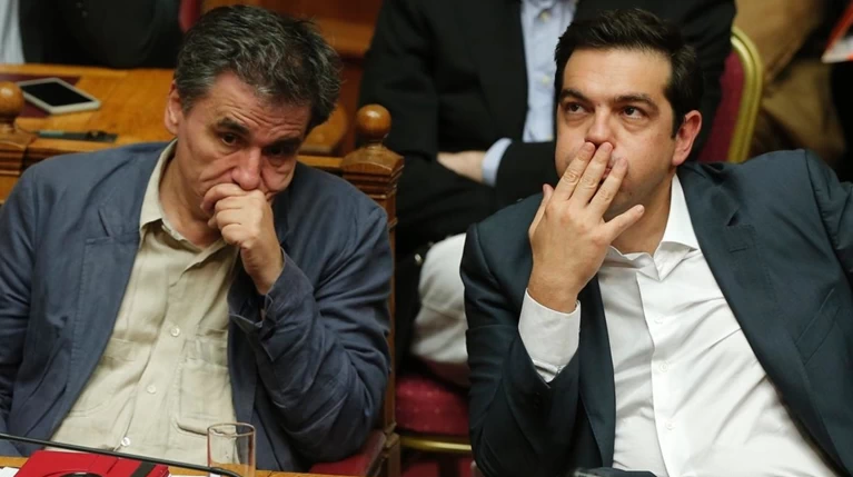 Στο "κόκκινο" οι δείκτες αισιοδοξίας για την κυβέρνηση