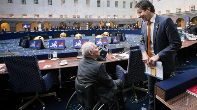 Η δημιουργία «ταμείου κρίσεων» της ευρωζώνης στο τραπέζι του Ecofin
