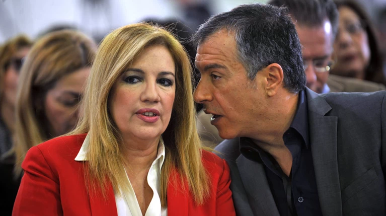 Θεοδωράκης σε Γεννηματά: Εμείς είμαστε εδώ, γιατί να μην προχωρήσουμε;