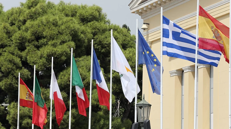 Με χαμηλές προσδοκίες ξεκινά η "συνάντηση των Νοτίων"