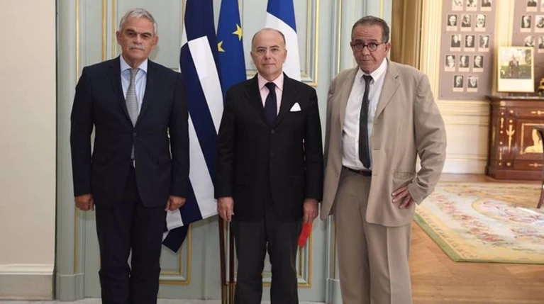 Καζνέβ: Στηρίζουμε τους ελέγχους στα σύνορα της Ελλάδας
