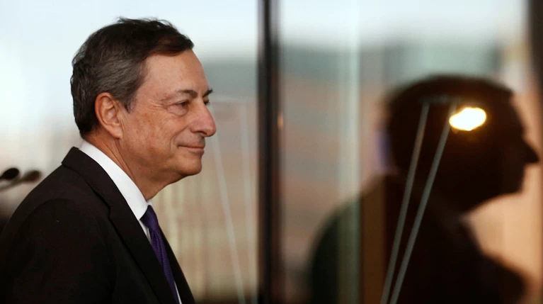 Ντράγκι στη Βundestag: Η πολιτική της ΕΚΤ κάνει καλό στη Γερμανία