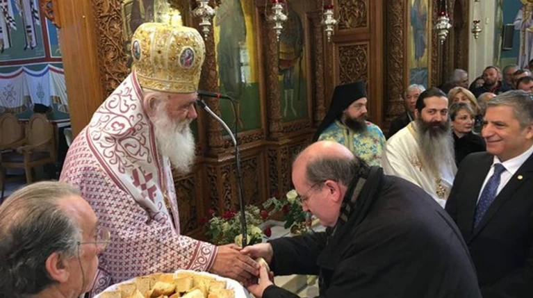 Ιερέας ψήφισε τον Νίκο Φίλη για... Μητροπολίτη Άρτας!