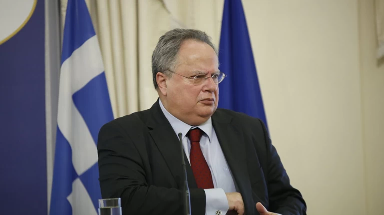 Κοτζιάς σε Χαν: Για την Ελλάδα δεν θα υπάρξει ποτέ ζήτημα τσάμηδων