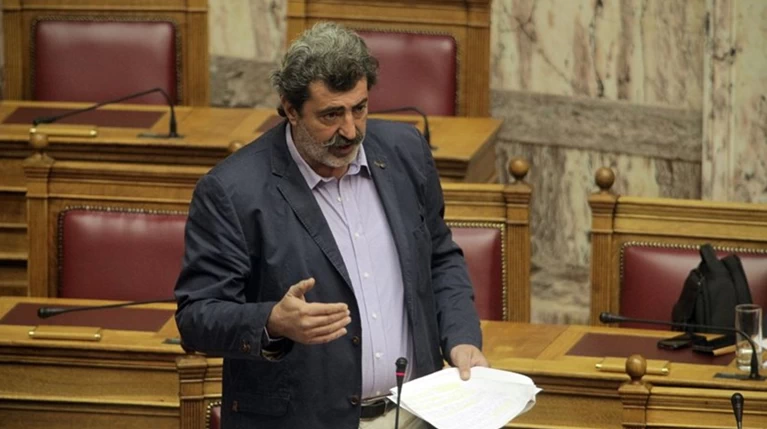 Πολάκης για απεργούς: Βγαίνουν & μιλούν αντί να πουν ευλόγησον