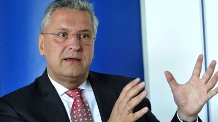 ΥΠΕΣ Βαυαρίας για προσφυγικό:«Φάρσα» όσα κάνει η Ελλάδα