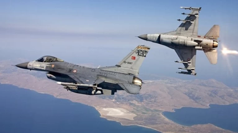 «Εμπλοκή» με οπλισμένα τουρκικά μαχητικά στο Αιγαίο