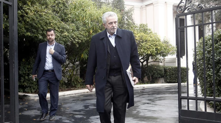 Να ενημερωθεί για την πώληση του ΟΛΠ ζητά τώρα ο Δρίτσας
