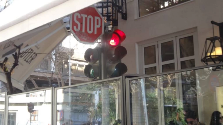 H απίστευτη φωτογραφία από το Cafe στο κέντρο της Θεσσαλονίκης