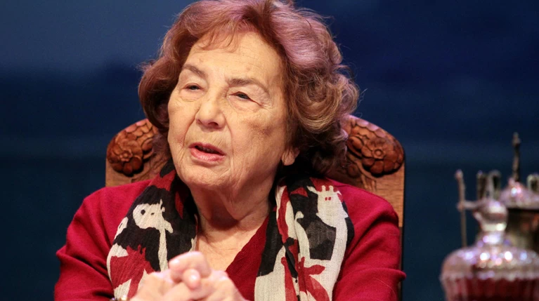 Α. Ζέη: Οταν έπρεπε να γράψω έκθεση για την «αστυφιλία» έπαιρνα μηδέν