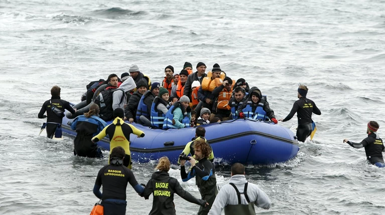Περισσότερες από 330 νέες αφίξεις προσφύγων στα νησιά του Αιγαίου