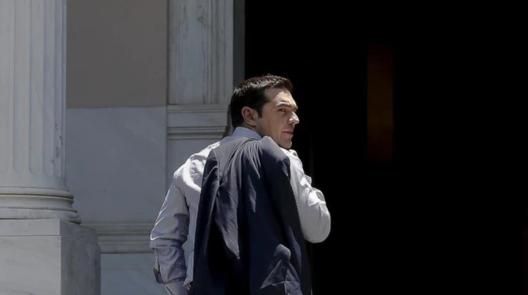 Der Spiegel για Τσίπρα: «Προδότης ή τραγικός ήρωας;»