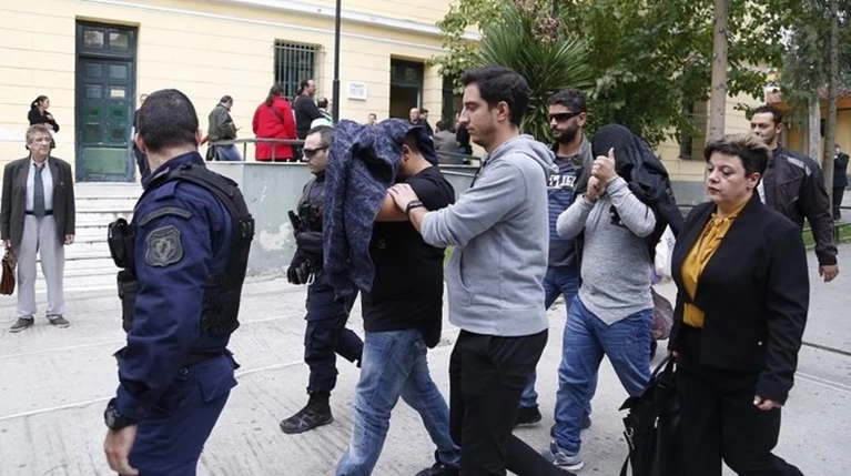 Η συμμορία Αγγλούπα και Ρομά & το δίκτυο των κοσμηματοπωλών