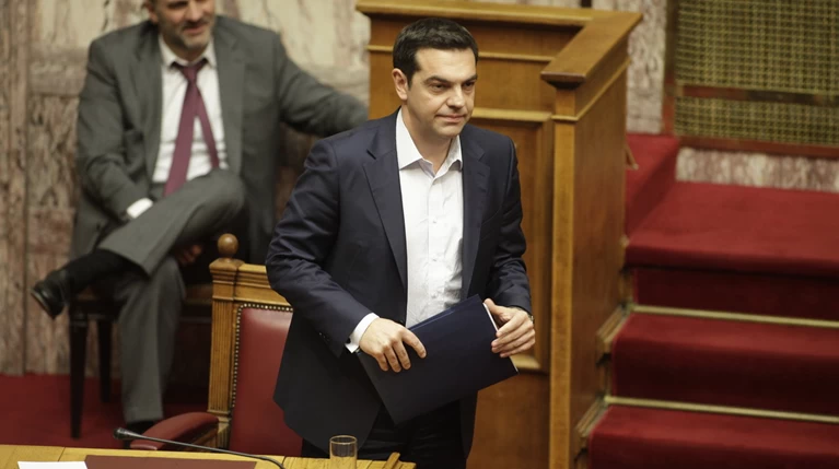Δείτε Live τη συζήτηση στη Βουλή για τα δάνεια κομμάτων και ΜΜΕ