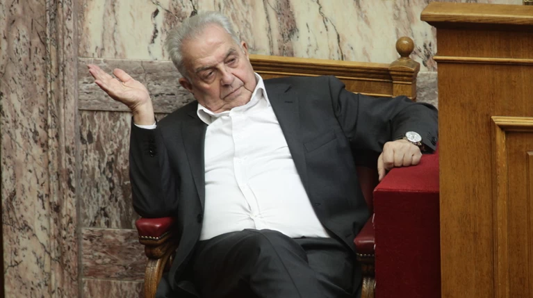 Νέα πρωτοποριακή υπηρεσία: Ο Φλαμπουράρης συστήνει ...Γραφείο Παραπόνων