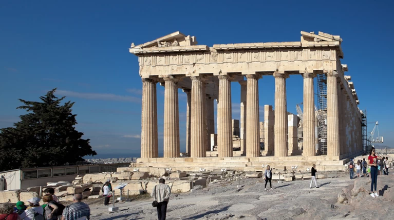 "Οχι" στην Gucci από το ΚΑΣ για την πασαρέλα στην Ακρόπολη
