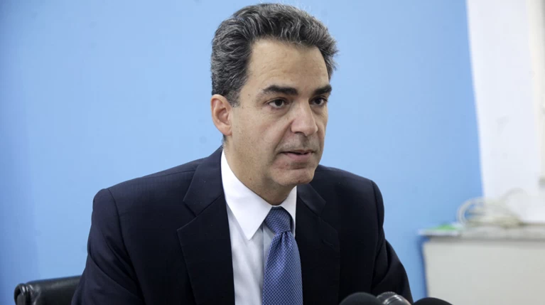 Επίθεση αγνώστων στον καθηγητή Α. Συρίγο μέσα στο Πάντειο