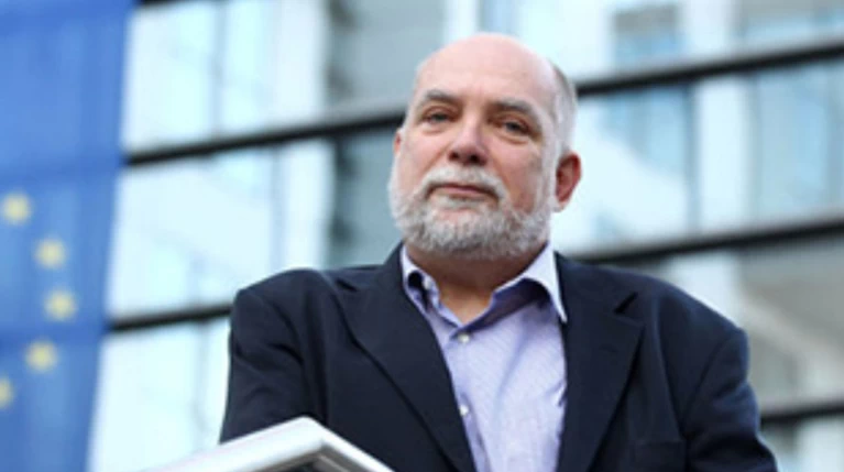 Τόμας Βίζερ: Δεχθείτε τα μέτρα για να επιστρέψουν οι θεσμοί στην Αθήνα