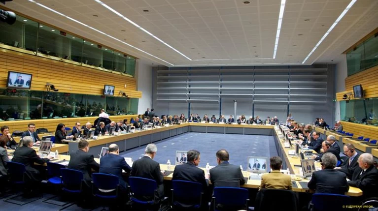 FAZ: «Προφανώς αποκλείεται λύση» στο σημερινό Eurogroup