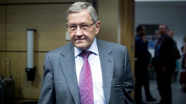 Για άλλα πέντε χρόνια στο τιμόνι του ESM ο Κλάους Ρέγκλιγνκ