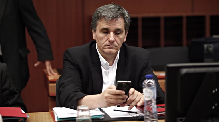 Ηχηρή απουσία Τσακαλώτου σήμερα από τη Βουλή