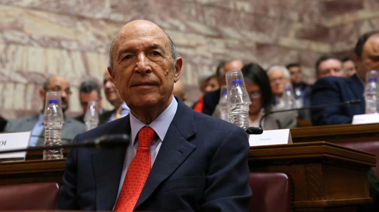Σημίτης: Χρειάζεται μια σοβαρή Ελλάδα, το Grexit πλανάται ακόμη