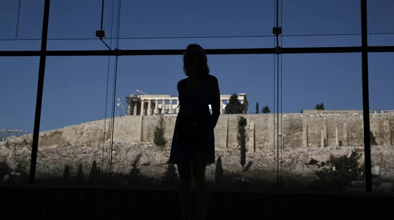Αναθεωρεί τα στοιχεία η ΕΛΣΤΑΤ: Στην ύφεση ξανά η Ελλάδα