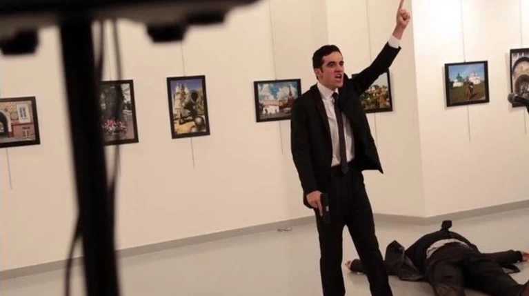 Και το FBI στις έρευνες για την δολοφονία του ρώσου πρέσβη στην Άγκυρα