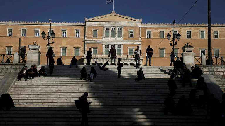 Στο τέλμα η οικονομία όλο το 2016 - Νέο ράπισμα από την ΕΛΣΤΑΤ