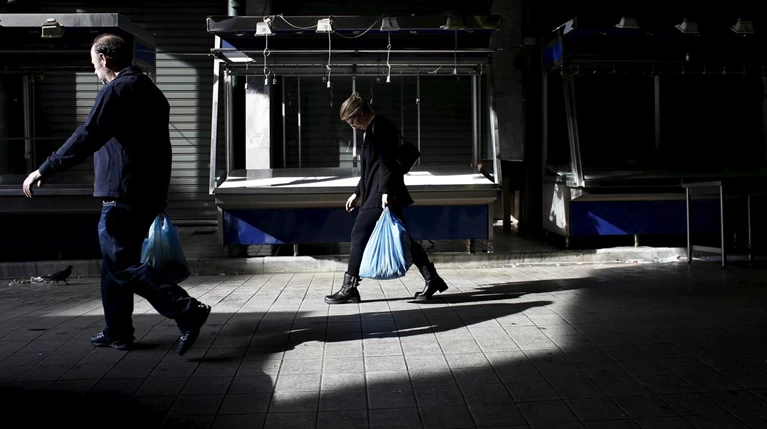 Ανεργία, ασφάλιση, ύφεση: Στο τέλμα όλοι οι δείκτες