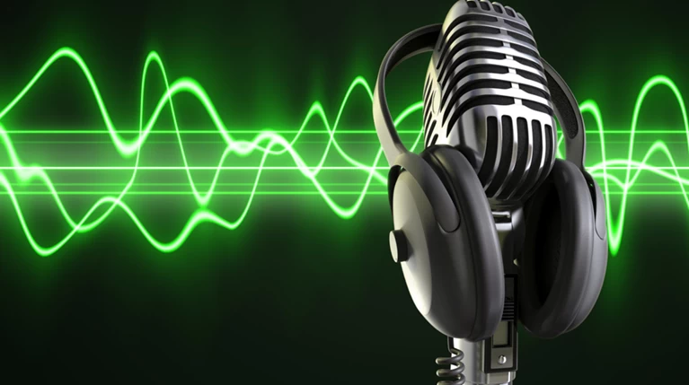 Ελληνίδα μάνα: On air παρεμβαίνει σε αθλητική εκπομπή (ηχητικό)