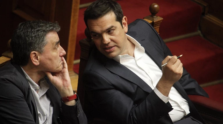 Ξεφουσκώνουν τα έσοδα και η...διαπραγματευτική ισχύς τους