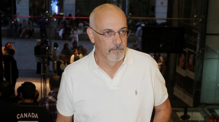 Παραιτήθηκε ο Κιμούλης από το κέντρο «Σταύρος Νιάρχος»