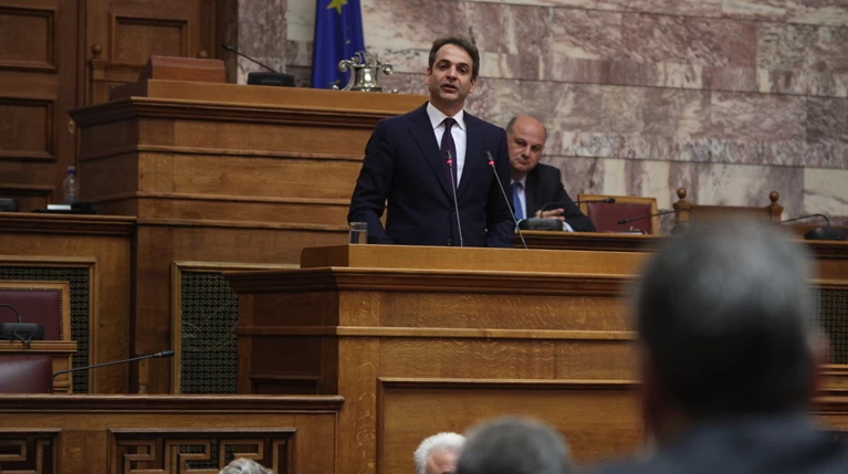 Στο πρόσωπο του Τσίπρα επικεντρώνει η ΝΔ τις επιθέσεις της