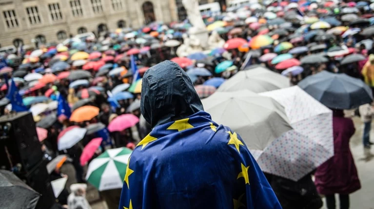 Pulse of Europe: Το νέο κίνημα υπέρ της Ευρώπης